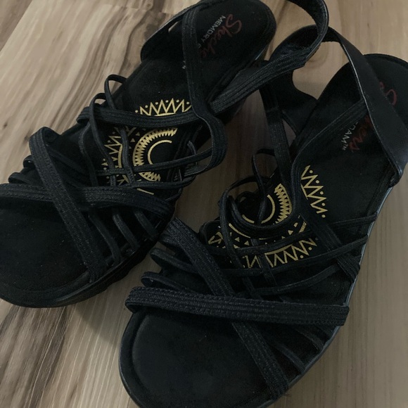 Skechers Multi-Gore Sling Back Sandals Women’s 9 Black Wedge - Picture 1 of 7